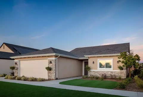 Exterior - 1230 Bishop Dr, Tulare, CA 93274 photo 4 of 6