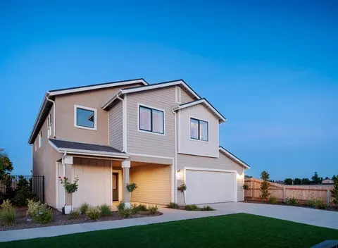 Exterior - 1230 Bishop Dr, Tulare, CA 93274 photo 6 of 6