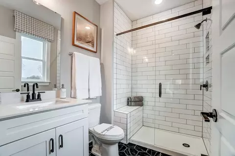 Bath - 300 Lomond Loop, Chesapeake, VA 23322 photo 1 of 10