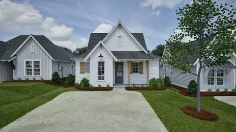 1049 Woodland Ln, Opelika, AL 36801
