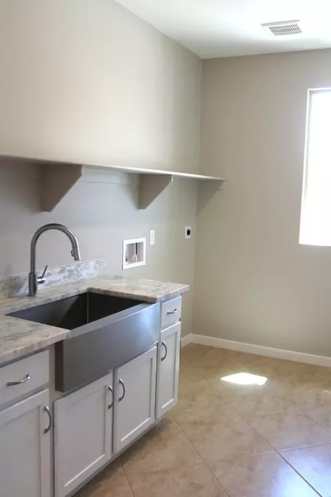 14691 E 42nd St, Yuma, AZ 85367 photo 4