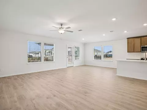 17001 Loch Rd, Pflugerville, TX 78660