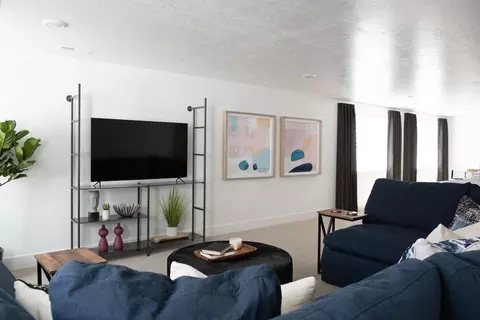 Living - 600 S 250 E, Hyde Park, UT 84318 photo 10 of 14