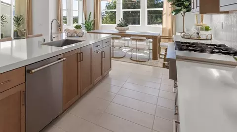 Kitchen - 728 Ledgestone Dr, Santa Paula, CA 93060 photo 4 of 6