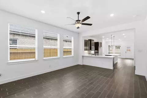 19344 Poppy Village Cir, Magnolia, TX 77355