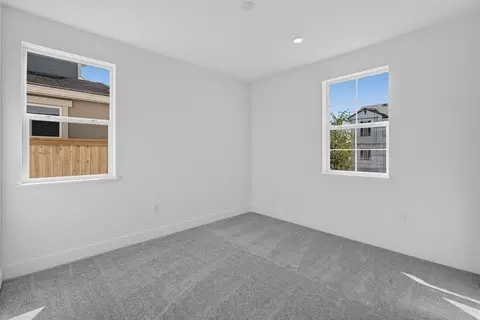 Bedroom - 6362 Benchmark Dr, Roseville, CA 95747 photo 2 of 20