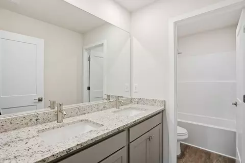 Bath - 94 Jacoby Dr, Fairburn, GA 30213 photo 7 of 7