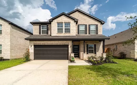 19426 Saint Green Dr, Hockley, TX 77447