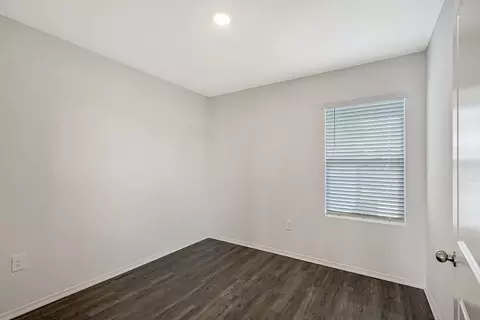 Bedroom - 4638 Hawthorn Ave, Parrish, FL 34219 photo 3 of 4