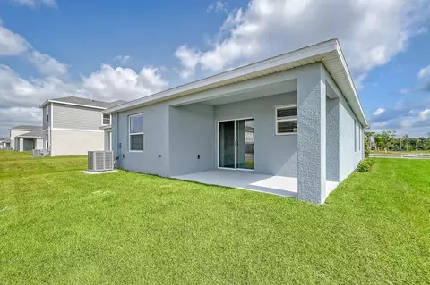 Exterior - 4638 Hawthorn Ave, Parrish, FL 34219 photo 4 of 4