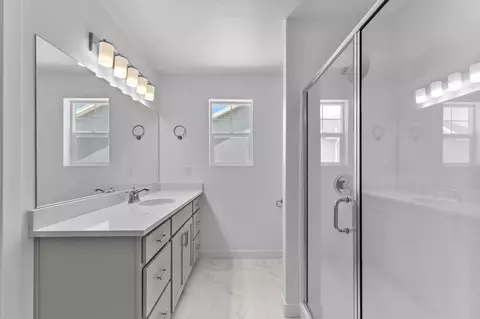Bath - 6417 Vernon Dr, Eagle Mountain, UT 84005 photo 4 of 5