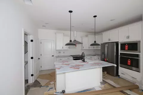 Kitchen - 717 Iron Forge Rd UNIT A, Frederick, MD 21702 photo 1 of 5