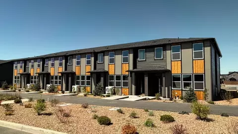 21217 SE Pelee Dr, Bend, OR 97702