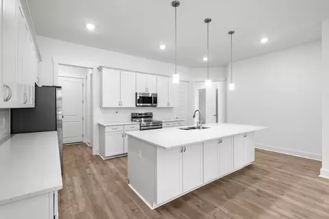 Kitchen - 878 Foxtail Dr, Longs, SC 29568 photo 5 of 7