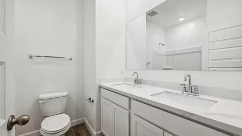 Bath - 2619 W Sentiero Ave, Apache Junction, AZ 85120 photo 4 of 11