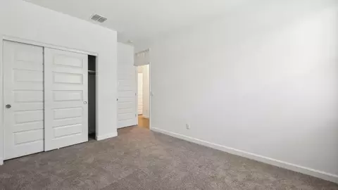 Bedroom - 2619 W Sentiero Ave, Apache Junction, AZ 85120 photo 9 of 17