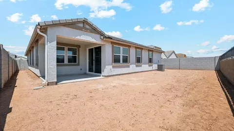 Exterior - 2619 W Sentiero Ave, Apache Junction, AZ 85120 photo 2 of 14