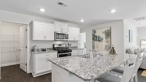 4 Oak Edge Ln, Greer, SC 29651 photo 11