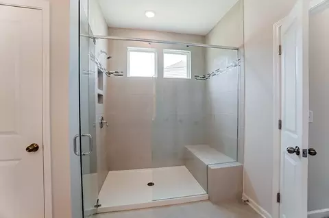 Bath - 3815 Secrest Shortcut Rd, Monroe, NC 28110 photo 2 of 6