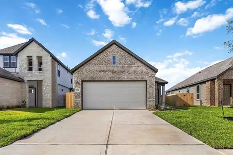 3066 Arrowwood Dr, Brookshire, TX 77423