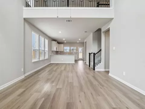 6535 Queen Carol, San Antonio, TX 78239