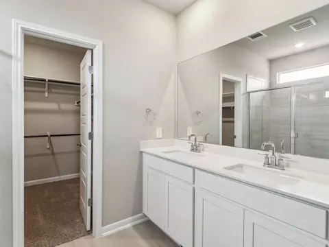 6535 Queen Carol, San Antonio, TX 78239