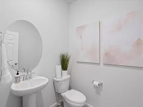 6691 Roundtail Way, Colorado Springs, CO 80925