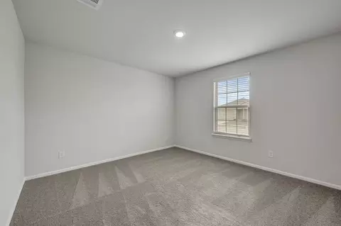 Bedroom - 8024 Butterfield Dr, Sanger, TX 76266 photo 2 of 4