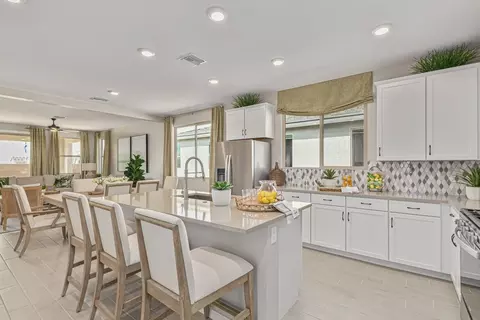 Kitchen - 7670 E 35th St, Yuma, AZ 85365 photo 1 of 7