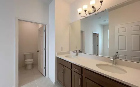 Bath - 2158 Town Pasture Dr, Eustis, FL 32726 photo 1 of 2