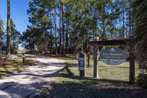 Exterior - 2158 Town Pasture Dr, Eustis, FL 32726 photo 10 of 12