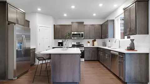 Kitchen - 63300 NE Peale St, Bend, OR 97701 photo 2 of 4