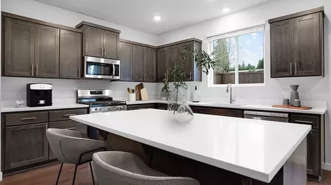 Kitchen - 63300 NE Peale St, Bend, OR 97701 photo 1 of 4