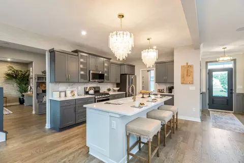Kitchen - 175 Westwoods Rd, Wright City, MO 63390 photo 8 of 15