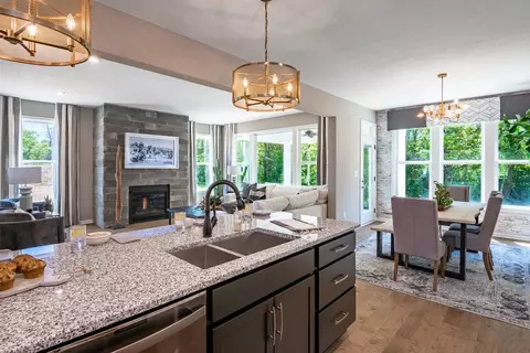 Kitchen - 175 Westwoods Rd, Wright City, MO 63390 photo 7 of 15