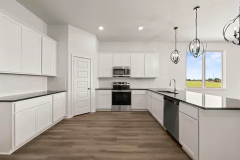 Kitchen - 247 Gus Loop, Georgetown, TX 78626 photo 1 of 4