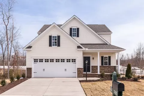365 Glade Dr, Aberdeen, NC 28315
