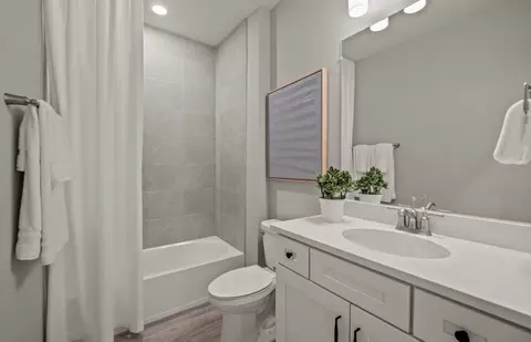 Bath - 8959 Bryce Rd, Plain City, OH 43064 photo 2 of 2