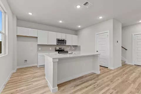 Entry Way - 5503 Franklin Hls, Von Ormy, TX 78073 photo 1 of 7