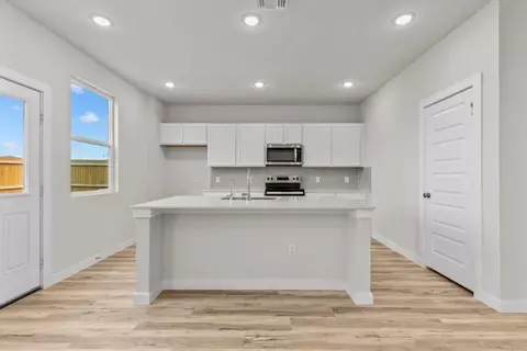 Other - 5503 Franklin Hls, Von Ormy, TX 78073 photo 2 of 12
