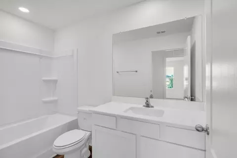 Bath - 37266 Whisper Way, Hilliard, FL 32046 photo 1 of 1