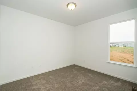 Bedroom - 6 Alder Creek Dr, Wright City, MO 63390 photo 3 of 8