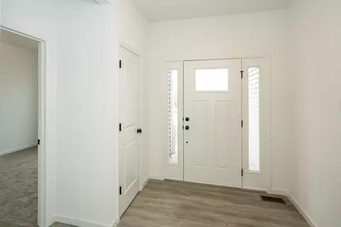 Entry Way - 6 Alder Creek Dr, Wright City, MO 63390 photo 6 of 9