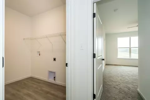 Entry Way - 6 Alder Creek Dr, Wright City, MO 63390 photo 3 of 9