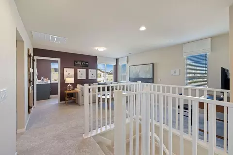 Entry Way - 484 Anthology St, Turlock, CA 95380 photo 5 of 14