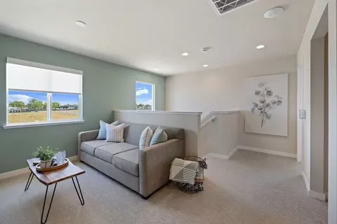 Entry Way - 484 Anthology St, Turlock, CA 95380 photo 14 of 14
