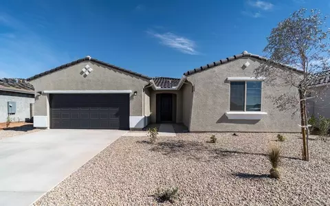 18783 N Avelino Dr, Maricopa, AZ 85138