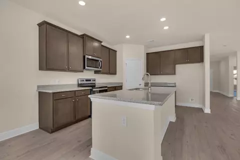 Kitchen - 4012 Watergate Dr, Milton, FL 32583 photo 1 of 1