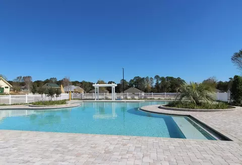 Exterior - 4012 Watergate Dr, Milton, FL 32583 photo 7 of 9