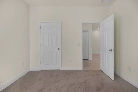 Bedroom - 4012 Watergate Dr, Milton, FL 32583 photo 4 of 4